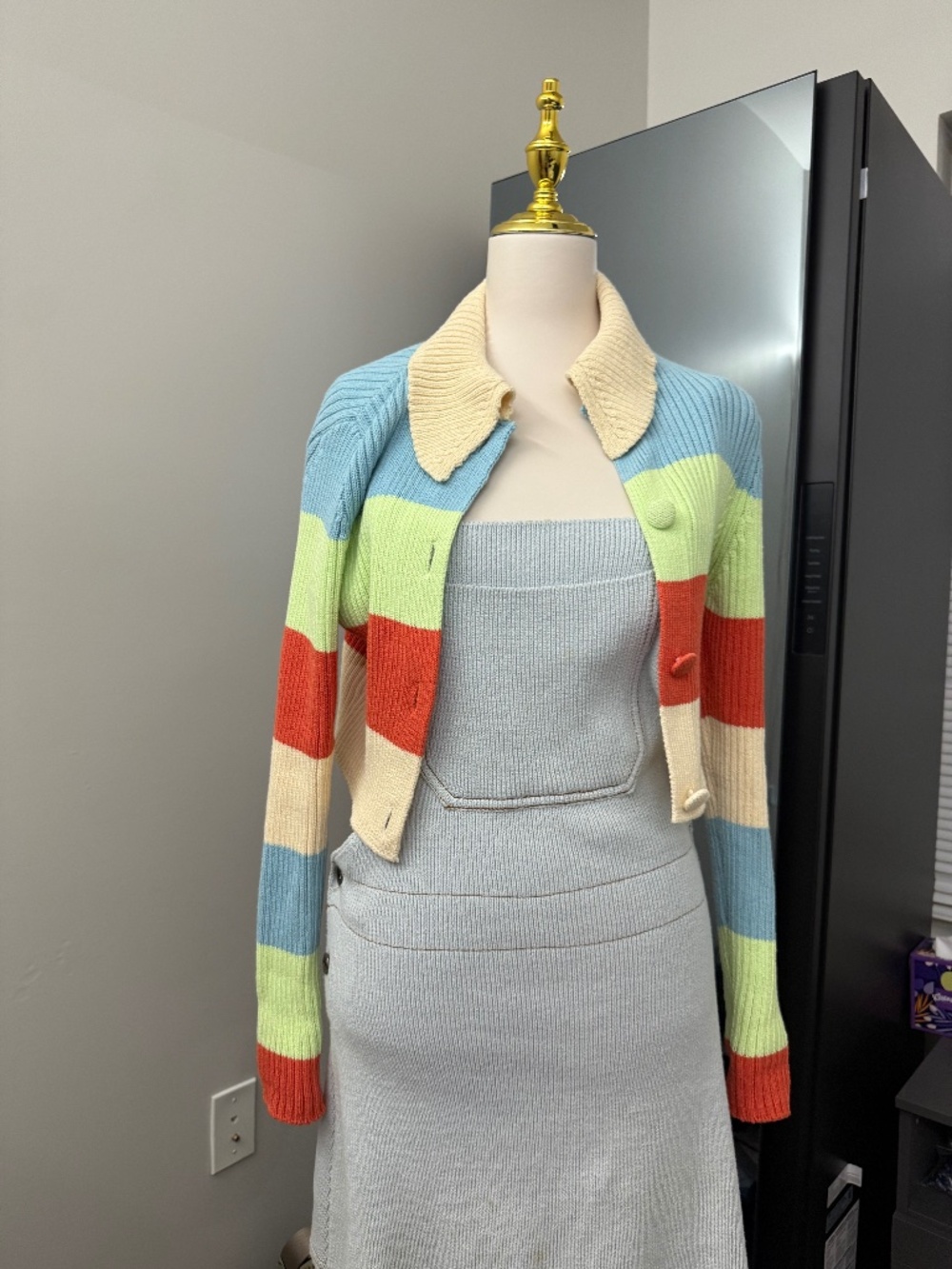 Zara cropped long sleeve cardigan